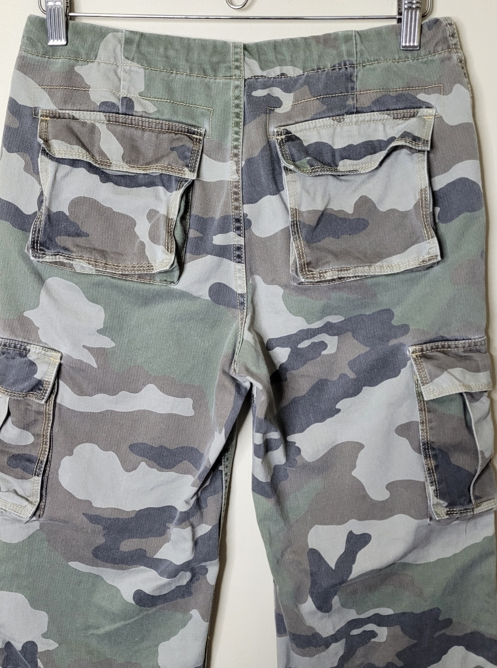 No Boundaries Vintage Y2K  Camo Cargo Pants - Picture 6 of 7